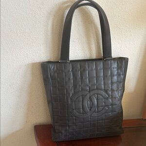 CHANEL Black Quilted Vintage Tote